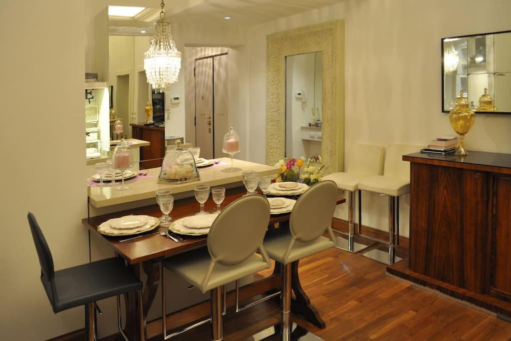 Vicolo Savelli Luxury Apartment Rome