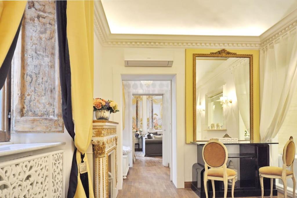 Vicolo Savelli Luxury * Rome